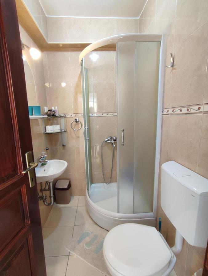 Studio Apartman Radimir كوتور المظهر الخارجي الصورة