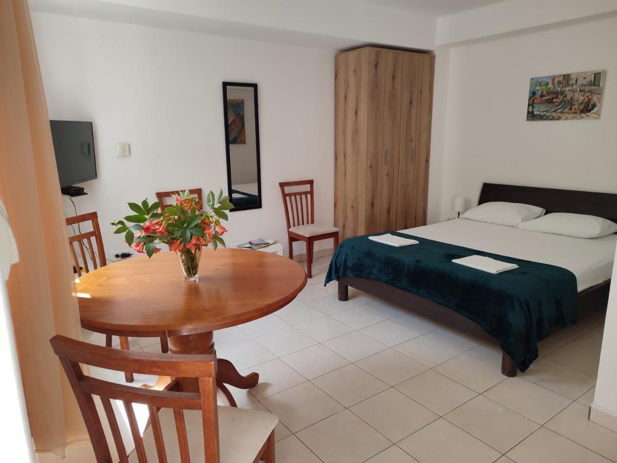 Studio Apartman Radimir كوتور المظهر الخارجي الصورة