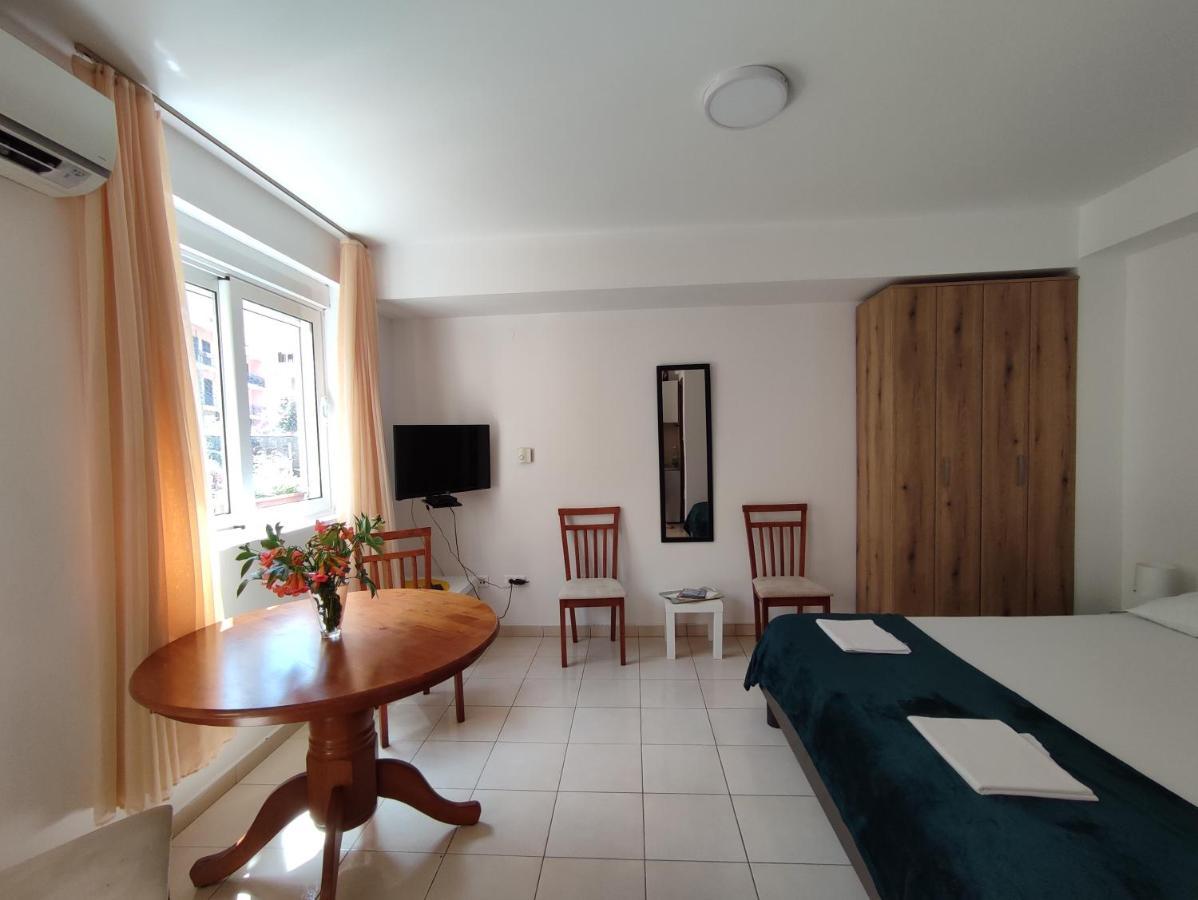 Studio Apartman Radimir كوتور المظهر الخارجي الصورة