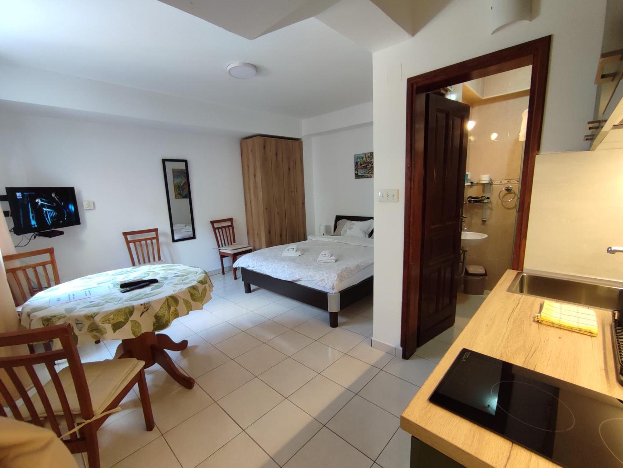 Studio Apartman Radimir كوتور الغرفة الصورة